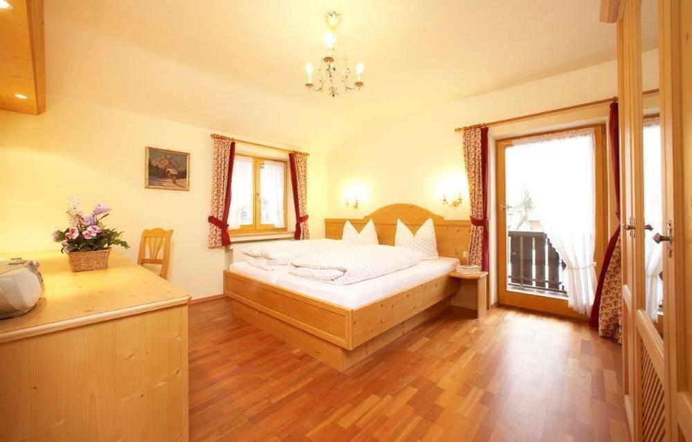 Apartments- Und Ferienhaus Anton Garmisch-Partenkirchen Bagian luar foto