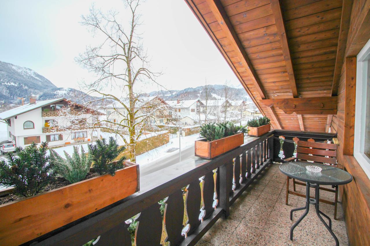 Apartments- Und Ferienhaus Anton Garmisch-Partenkirchen Bagian luar foto