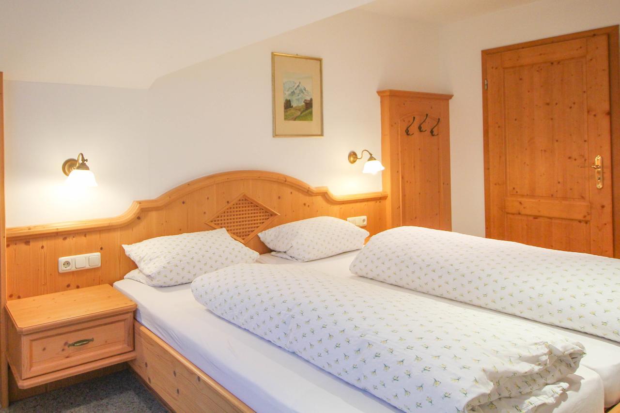 Apartments- Und Ferienhaus Anton Garmisch-Partenkirchen Bagian luar foto