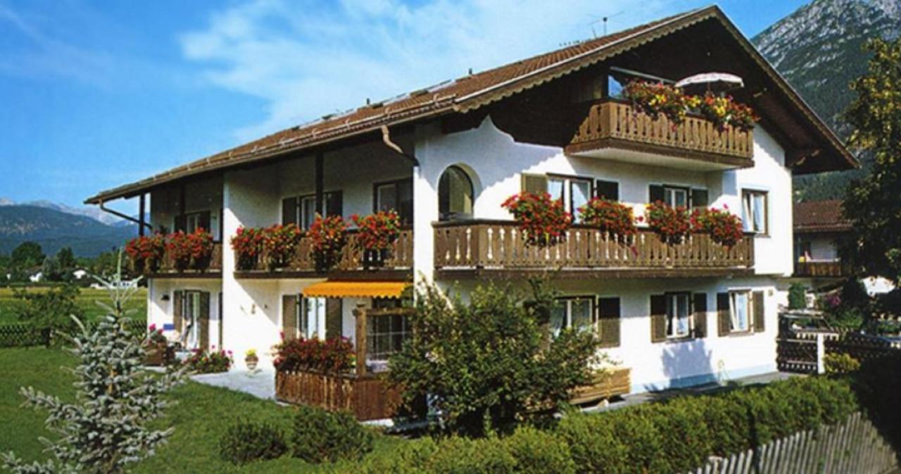 Apartments- Und Ferienhaus Anton Garmisch-Partenkirchen Bagian luar foto
